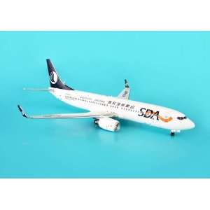  AVIATION200 Shandgong 737 800 1/200 Toys & Games