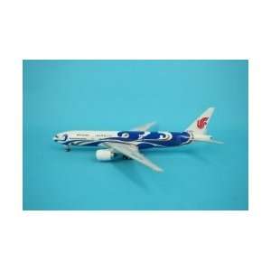    Jet X Singapore Airlines 727 200 Model Airplane Toys & Games
