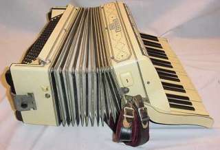 VINTAGE WURLITZER ACCORDION # 3  