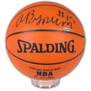 Andrew Bynum Autographed Basketball