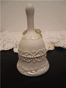 BEAUTIFUL VINTAGE PORCELAIN WEDDING OCCASION ROSE BELL  