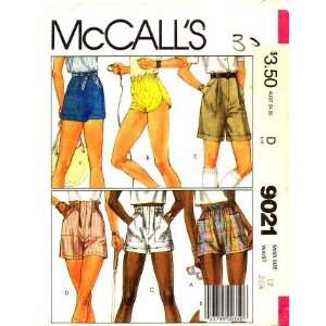  McCalls 9021 Sewing Pattern Misses Shorts Size 12   Waist 
