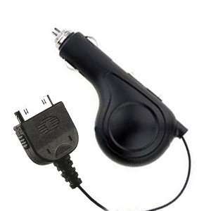   Car Charger for Apple iPod Touch 4G (Black)  Players & Accessories