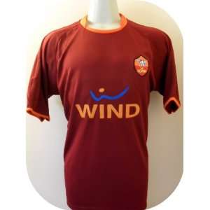  ROMA # 10 TOTTI SOCCER JERSEY SIZE LARGE. NEW Sports 