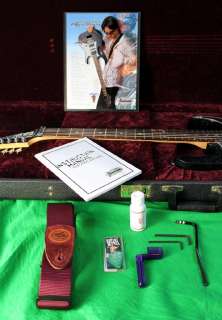 accessories include framed picture of steve vai announcing the new 