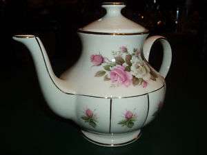 Arthur Wood England Teapot #5585  