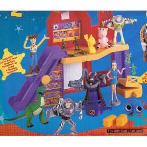   Toy Story 2 Deluxe Playset ~ Als Toy Barn and 15 Action Figures Toys