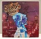 JETHRO TULL WAR CHILD SIGNED AUTOGRAPHED RECORD W/ ENTIRE BAND W 