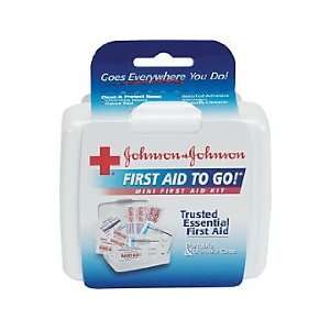 Johnson & Johnson First aid to Go in Durable Plastic Case 12 Items in 