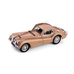   Replicarz BR106 1948 Jaguar XK120 Coupe Linas Montlhery Toys & Games