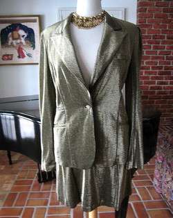 SLEEK & CHIC GOLD METALLIC LAME SUIT BY ANNA SUI PAIRS A MODERN 