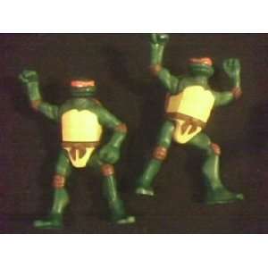    Set of 2 Plastic Teenage Mutant Ninja Turtles 