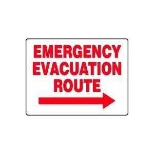  EMERGENCY EVACUATION ROUTE (ARROW RIGHT) Sign   18 x 24 