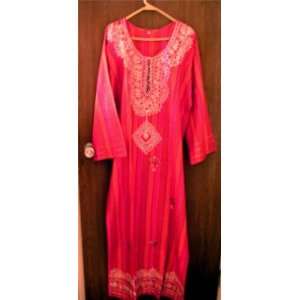  Persian Embroidered Dress with Sequins Size L Everything 