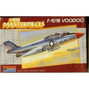  1988 Monogram F101B Voodoo Model Kit Jet Plane Mini 