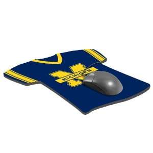  Michigan Wolverines   Mouse Pad Party Supplies Toys 