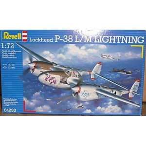  P 38J/M Lightning Fighter 1 72 Revell Germany Toys 