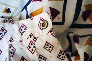 WHITE COTTON geometric batik SOUTHWESTERN vintage 70s pleated bohemian 