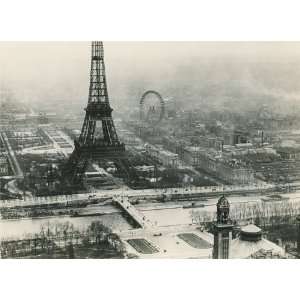    Eiffel Tower in Champs de Mars   Circa 1910