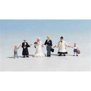  H0 Wedding Figures, Set Of 6 Painted Toys & Games