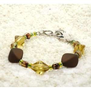  Brown and Topaz Color Beaded Bracelet 