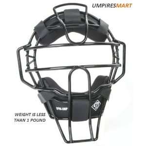  Umpires Mart   DFM iX3 Umpire Super Lite 1 pound Face Mask 