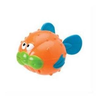 CLOWN FISH Wind Up Toy   They Swim In Water  Toys & Games   
