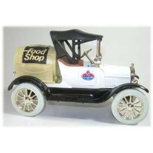   1918 Ford Model T Runabout Die Cast Locking Coin Bank 