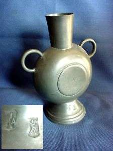 Antike ZINN   VASE mit 2 Wappen Stempeln 1 x Lampe + A  