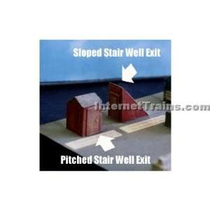   Tech Studios HO Scale Roof Top Sloped Stair Well Exit Toys & Games