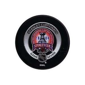  2004 Stanley Cup Official Game Puck   Game 7 Sports 