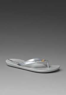 VIX SWIMWEAR Ipanema Flip Flop in Silver  