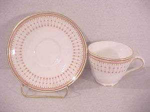 Spode Kensington Y8051 Bone China Cup and Saucer Set(s)  