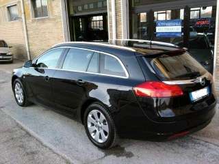 OPEL Insignia 2.0 CDTI 130CV Sports Tourer a Senigallia    Annunci