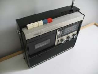  /SW2 SHORTWAVE RADIO RECEIVER / CASSETTE TAPE RECORDER, AS IS  