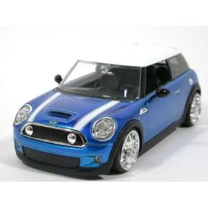  2007 Mini Cooper S 1/24 Metallic Blue Toys & Games