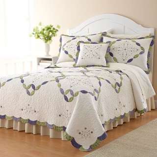Home Classics® Lindsey Floral Heirloom Quilt Coordinates