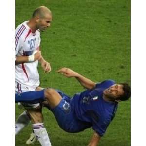   Zinedine Zidane Headbutting Marco Materazzi Sports Collectibles