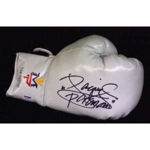 Manny Pacquiao Signed Autographed White Boxing Glove Psa/dna #q10863 