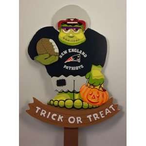 New England PATRIOTS NFL Scary Monster Halloween Yard Stake  